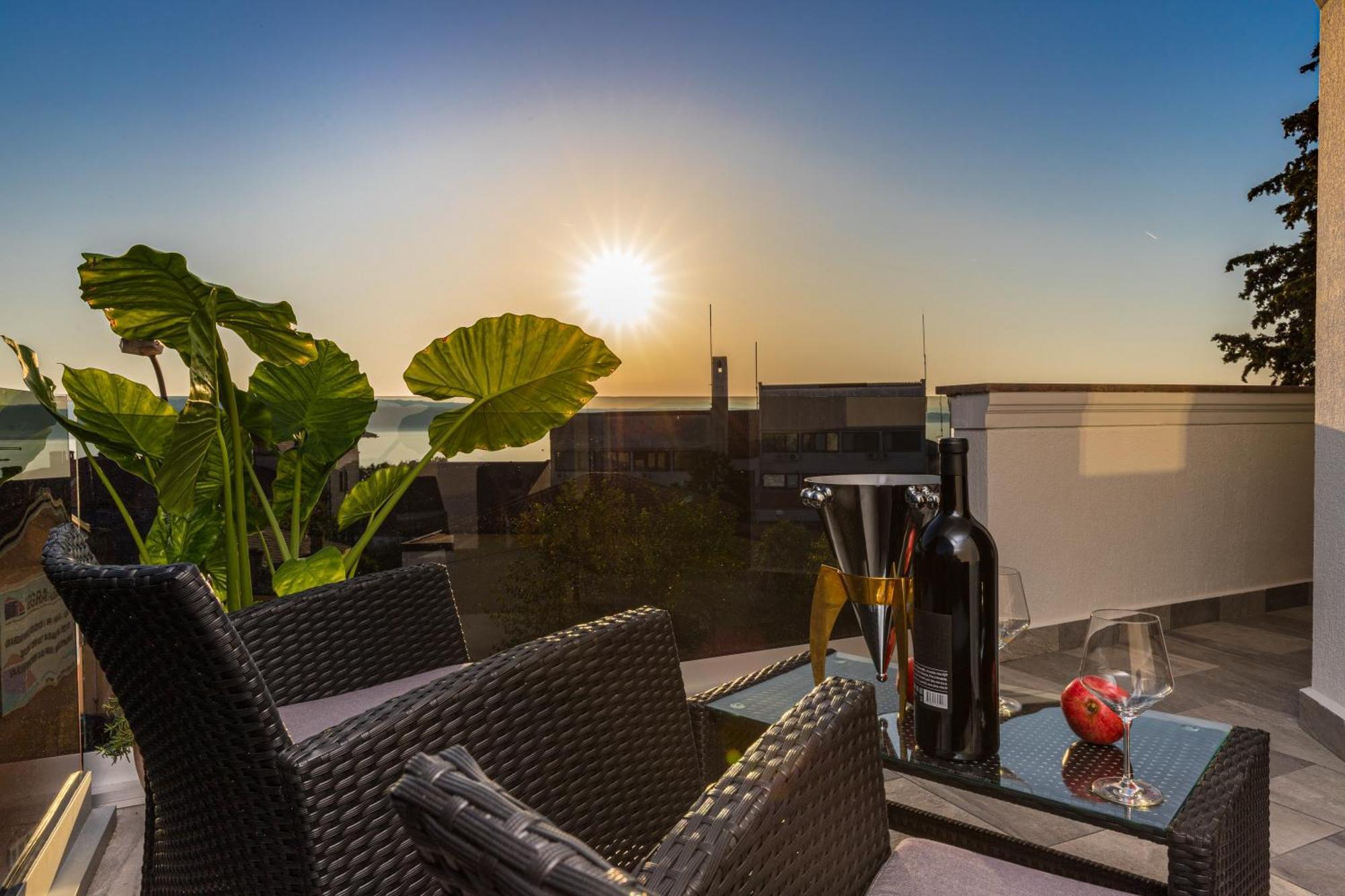 Rubin Kitchen&Wine Rooms Crikvenica Exterior foto